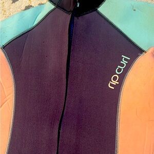 Girls Rip Curl 4/3 wetsuit size 14